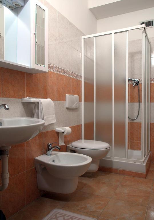 Hotel Michelangelo Teramo Quarto foto