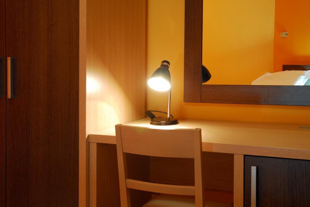 Hotel Michelangelo Teramo Quarto foto